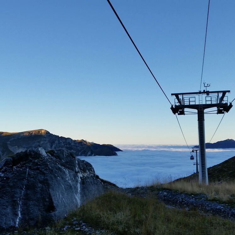 Unten grau oben blau - ab nach Melchsee-Frutt! #whataday #fog #untengrauobenblau #melchseefrutt #weloveit #nofilter