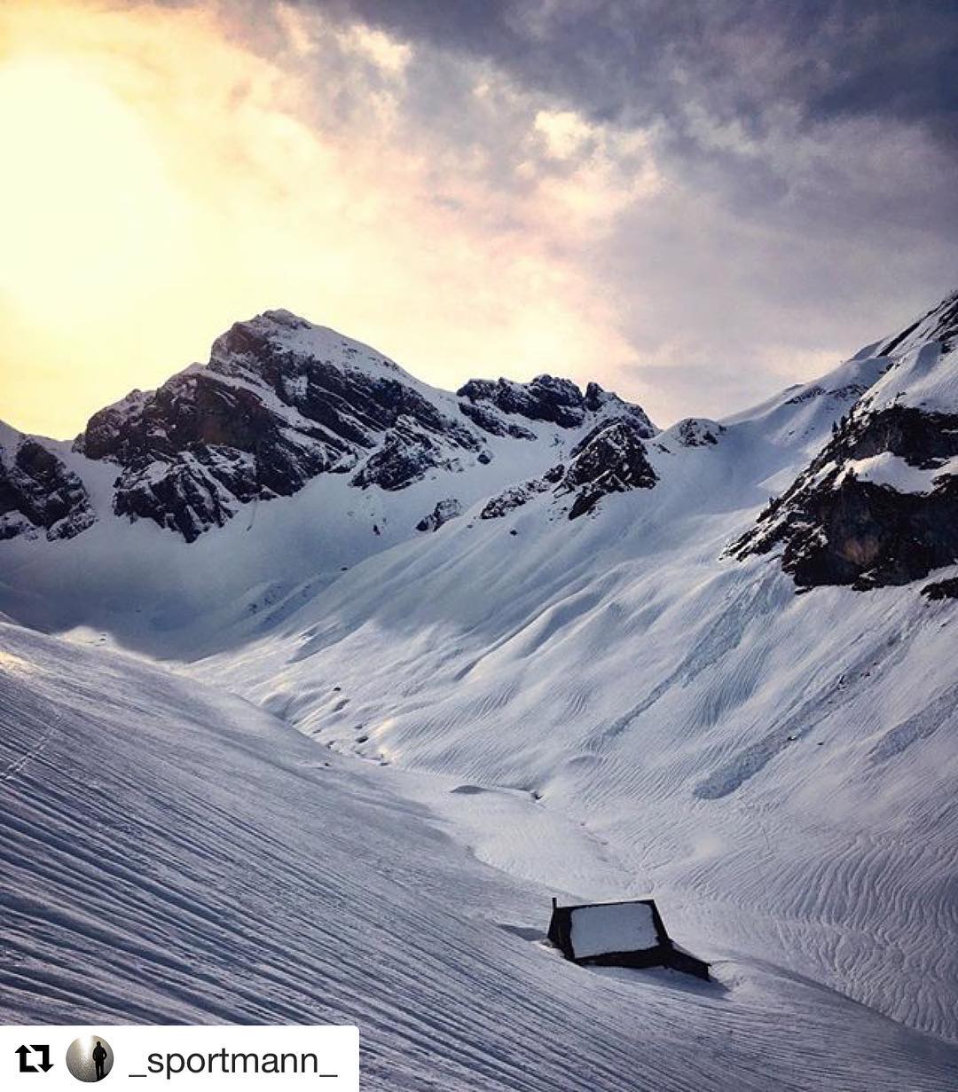 #Repost @_sportmann_ ・ Danke für dieses tolle Bild!?Mountain view | Hochstollen | Melchseefrutt | Switzerland ||#winter #skiing #melchseefrutt #switzerlandpictures  #swissalps #switzerlandwonderland #blickheimat