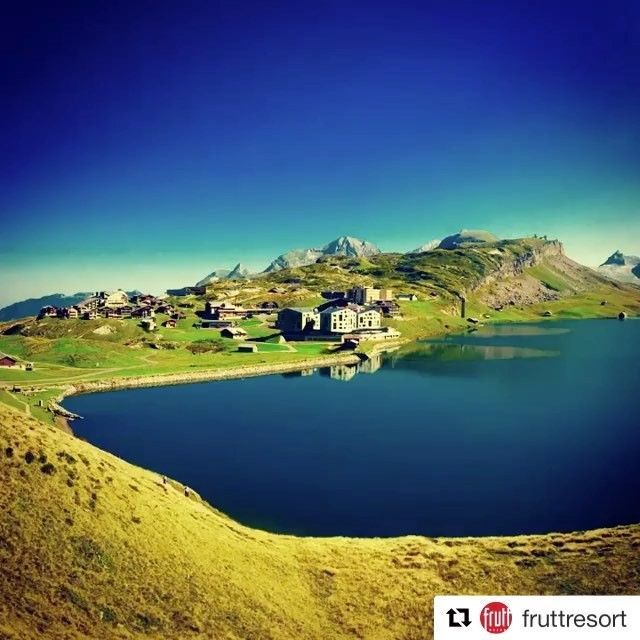 #Repost @fruttresort Am 15. Juni geht's los! ?☀️
・・・
frutt Stübli in the air✈️ presented by SWISS Taste of Switzerland on board of first and business class? #melchseefrutt #verliebtindieschweiz #fruttlodge #fruttstuebli #fruttfamilylodge #swisstasteofswitzerland