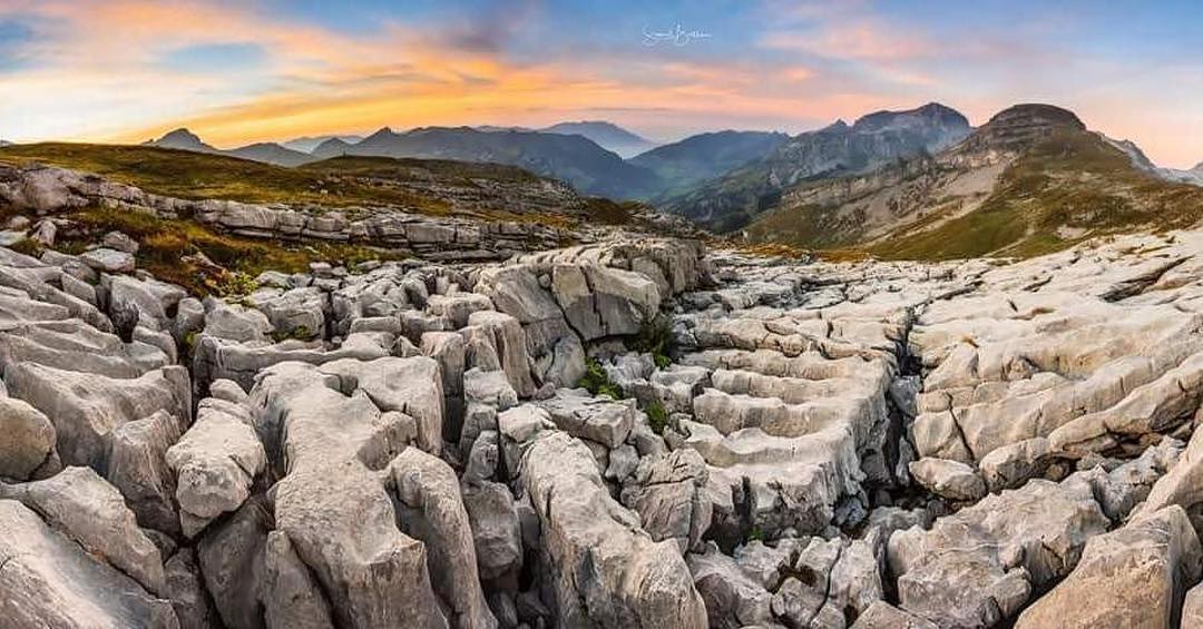 #Repost @samuelbuettler.ch
・・・
Bonistock  @nikonswitzerland @melchseefrutt @obwaldentourismus #bonistock #melchseefrutt #nikon #nikontop #nikonswitzerland #naturephotography #naturallight #picture #picoftheday #landscape #landscapelovers #hiking #panorama #zentralschweiz #inlovewithswitzerland #obwaldenerland #obwalden #horst #kerns