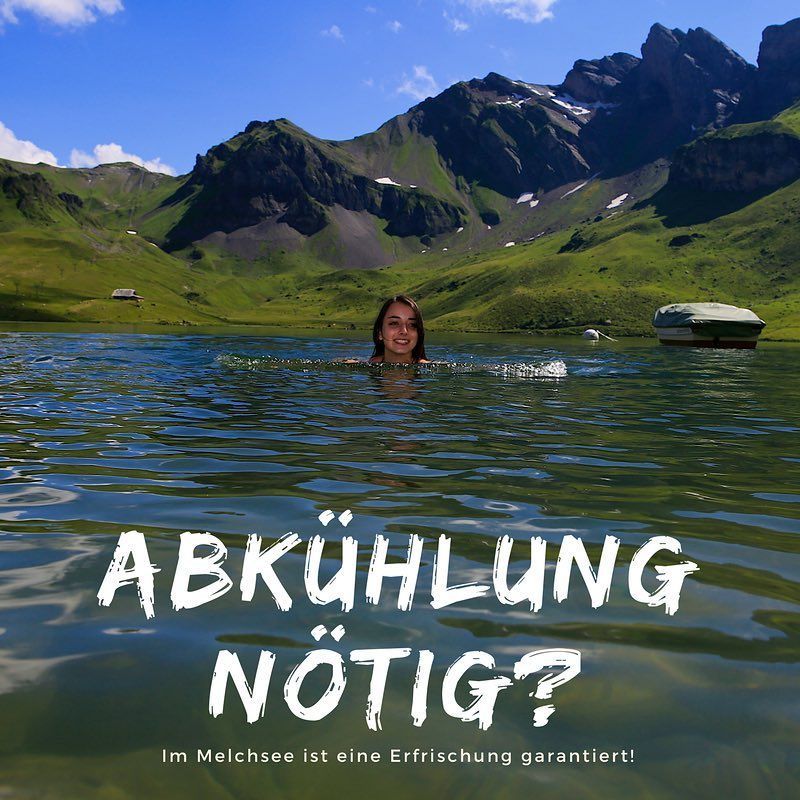 ☀️ABKÜHLUNG NÖTIG?☀️
Hundstage im Mittelland mit Temperaturen bis zu 35 Grad… Wir bieten die erfrischende Alternative: Der Melchsee sorgt für die optimale Abkühlung umgeben von einer wunderschönen Bergwelt.  Zusätzlich profitiert ihr noch bis am Sonntag, 25. Juni von der Aktionswoche: Die Retourfahrt Stöckalp – Melchsee-Frutt mit der Gondelbahn kostet nur 13 Franken! #melchseefrutt #summer #hotsummer #refreshing #nature #mountains #naturelovers #awesome