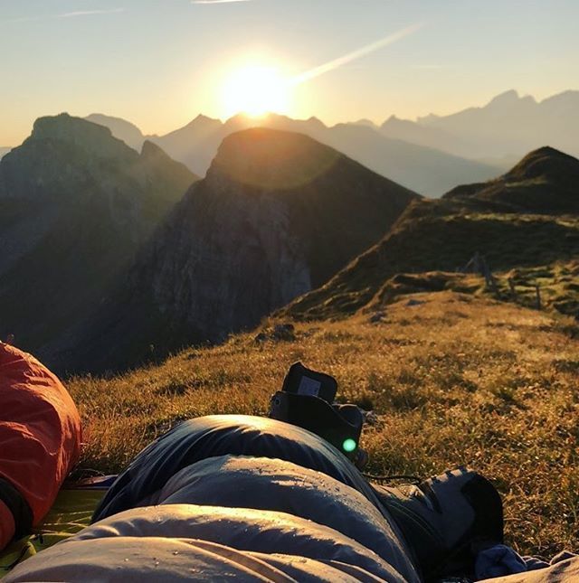 So startet man doch gerne in den Tag 
#abgschütz #sleepunderthestars #obwalden #sunrise