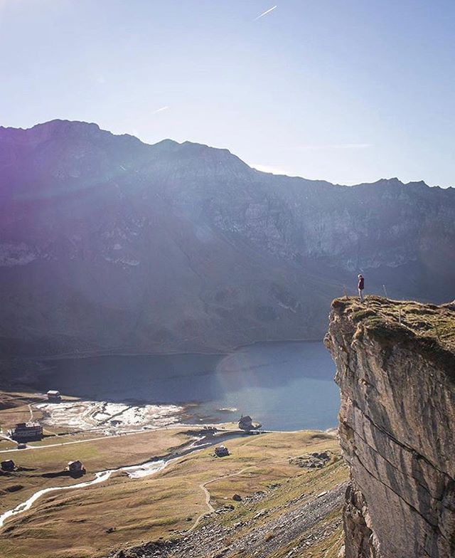 Was für eine Aussicht? 😍
.
#repost von @sandroheld – 👏
.
.  #melchseefrutt #kerns #obwalden #inlovewithswitzerland #lakelucerneregion