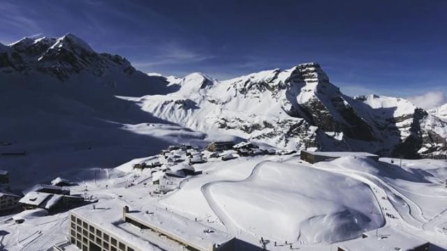 Melchsee-Frutt 2019 – von oben ☁️❄️–Winteraufnahmen aus der Vogelperspektive 🦅.–Den ganzen Clip jetzt auf YouTube schauen:https://youtu.be/4iYe9g5QooM–🎥: @cyrillsutercom–#winter #2019 #snow #drone #capturethemoment #melchseefrutt #inlovewithswitzerland #switzerland #swiss #suisse #schweiz #obwalden #birdview #fromabove #mountains #photography