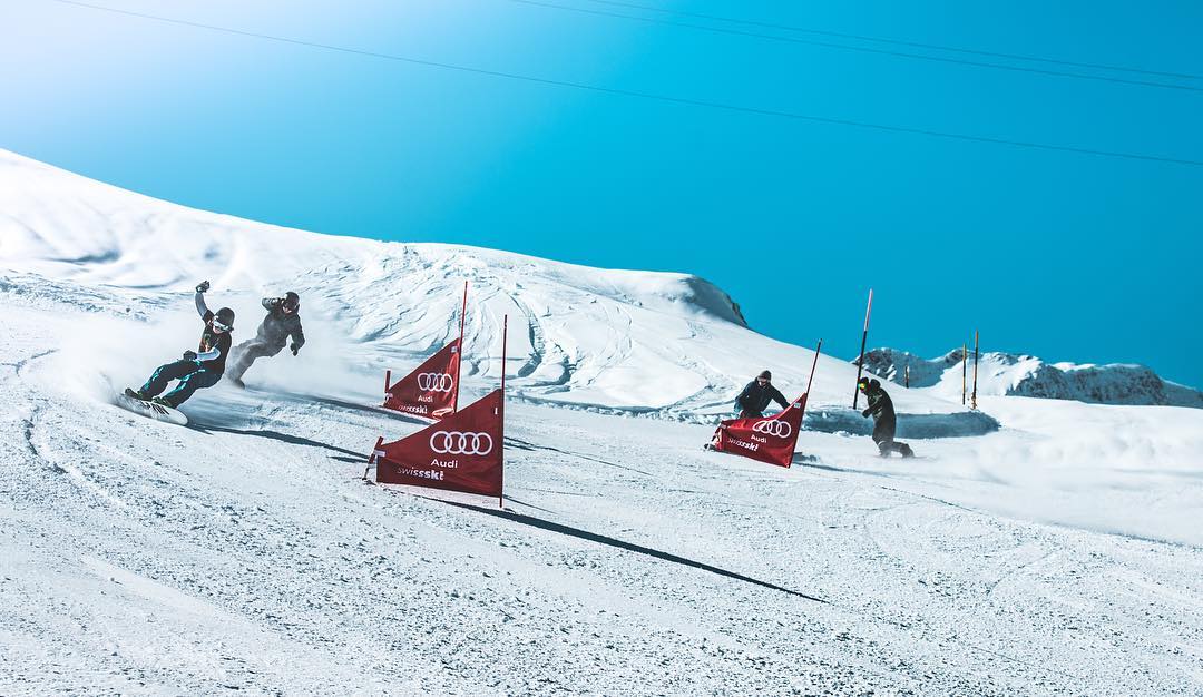 ❄️Sonne, Schnee & Action❄️
…das verspricht dieses Weekend!
–
Samstag:
✅EIKI-Cup
✅Audi Shred Days im fruttpark
✅Tech im Schnee
✅Audi Skicross Tour
–
Sonntag:
✅Audi Skicross Tour
✅Rodelrennen
–
📸 @__timk__ 
@audiskicross 
@audisnowboardseries 
@fruttpark 
@3sixty.ch 
@hotelposthuis 
@_centralstation_ 
@zssv
@ilove_lucerne
