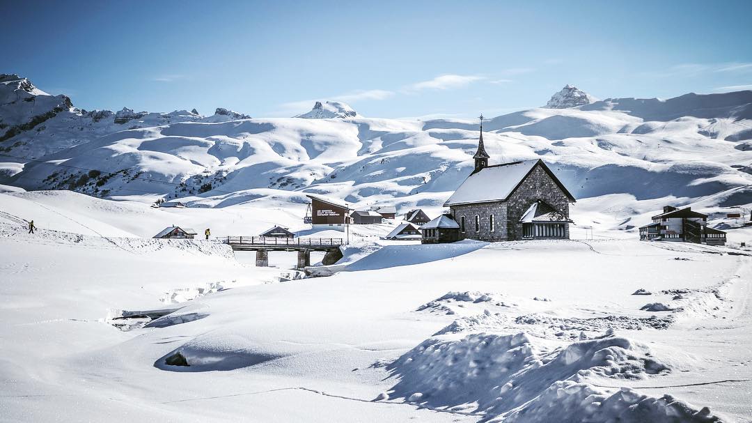 in love ❤️❄️–#melchseefrutt #snow #winterwonderland #switzerland #swiss #suisse #schweiz #obwalden #nature #landscape #2019 #bluesky #sun #ski #snowboard #schlitteln #schneeschuhwandern #love #inlovewithswitzerland #stunning #paradise #ice #cold #seeyousoon