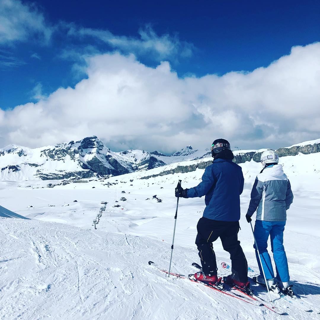 So schön wars heute. Und wirds morgen, übermorgen, über-übermorgen, etc. sein 😍👍
#skiing #snowboarding #sonne  #schnee #top 
@ilove_lucerne @obwaldentourismus @i_love_switzerland